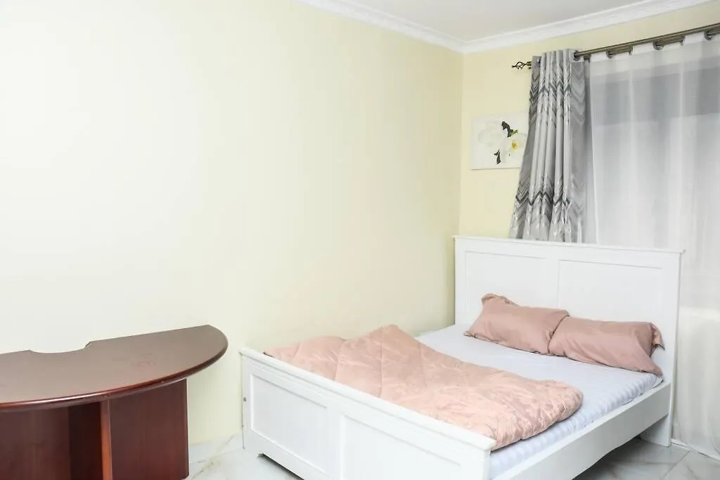 Ivyrose Luxury Apartment Kampala